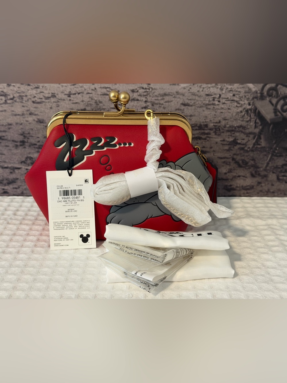 NWT Disney X Coach Kisslock Frame Bag with Sleepy Pluto Red Brass CDL98 - Picture 12 of 13